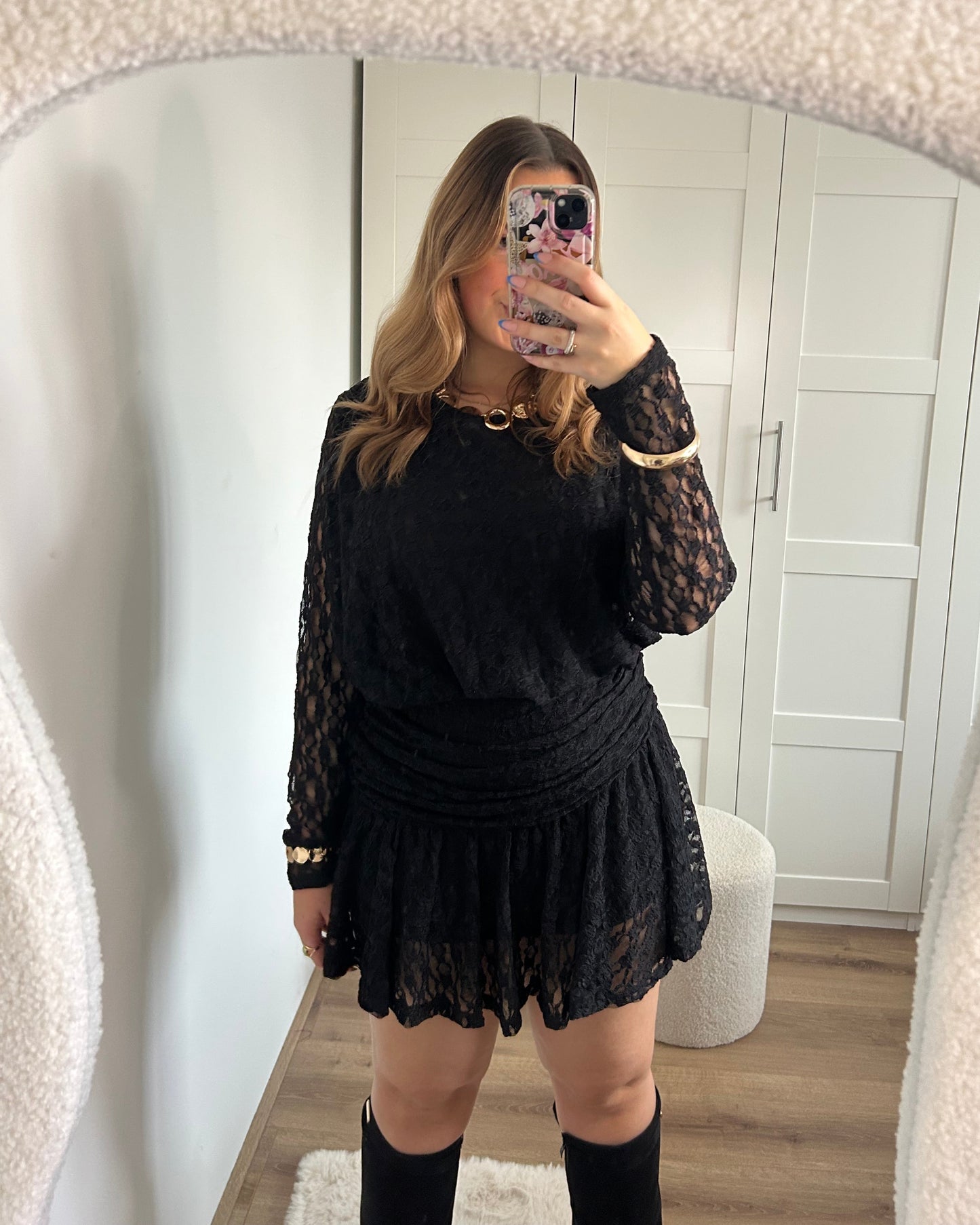Lace dress