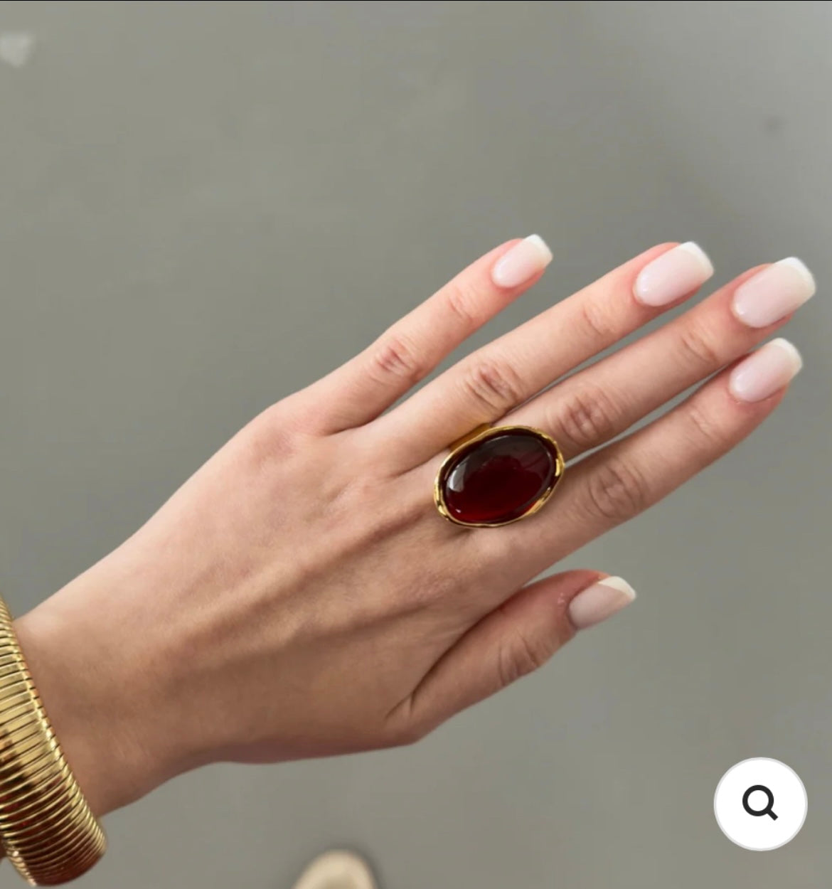 Glossy ring burgundy